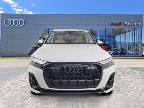 2026 Audi Q7 55 Premium Plus