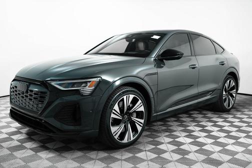 2024 Audi Q8 e-tron Prestige