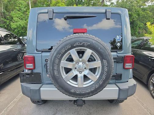 Anvil Clear Coat 2014 Jeep Wrangler Unlimited Sahara