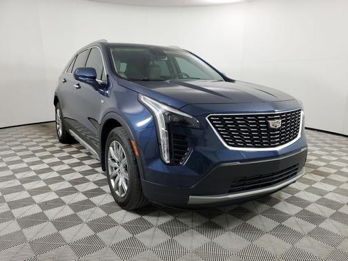 2020 Cadillac XT4 Premium Luxury