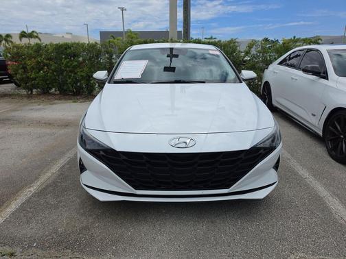 Quartz White 2021 Hyundai ELANTRA SEL