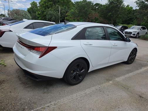 Quartz White 2021 Hyundai ELANTRA SEL