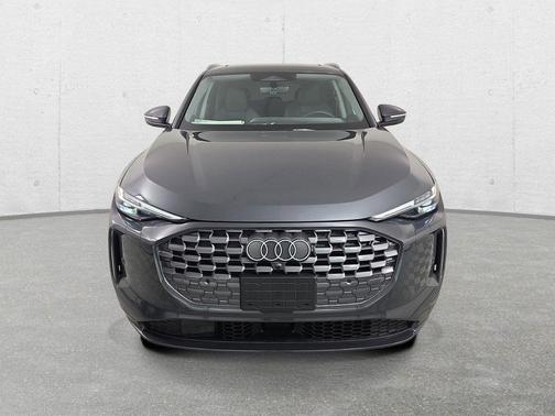 Tambora Gray Metallic 2026 Audi Q5 Premium Plus TFSI quattro S tronic