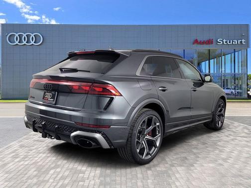2026 Audi RS Q8 4.0T
