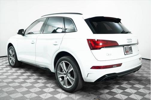 2025 Audi Q5 45 S line Premium