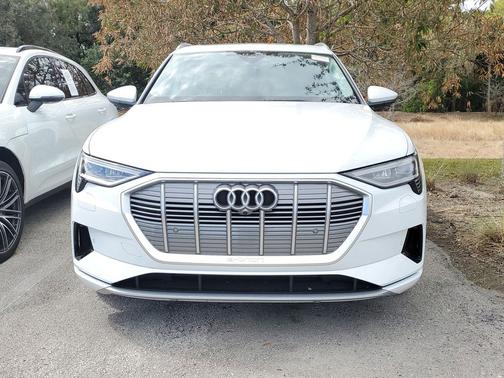 2023 Audi e-tron Premium Plus quattro