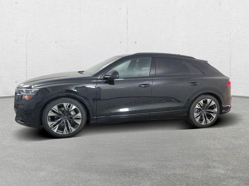 Mythos Black Metallic 2026 Audi Q8 55 Premium Plus