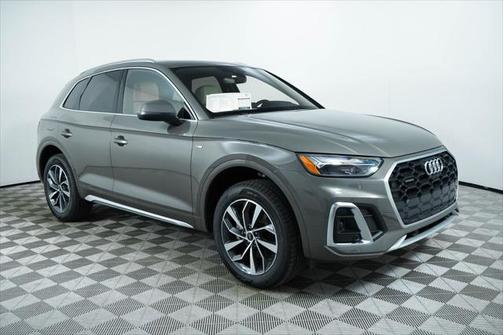 2023 Audi Q5 45 S line Premium Plus