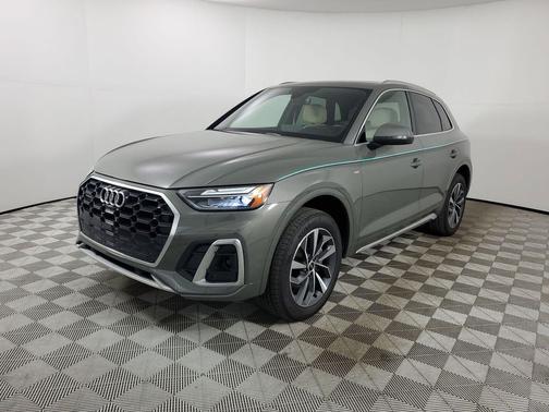 Chronos Gray Metallic 2023 Audi Q5 45 S line Premium Plus