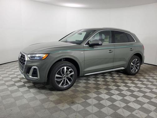Chronos Gray Metallic 2023 Audi Q5 45 S line Premium Plus