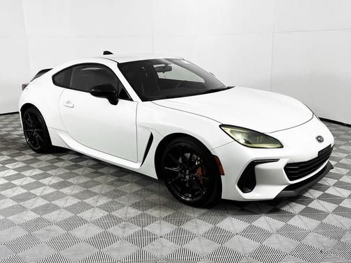 2024 Subaru BRZ tS
