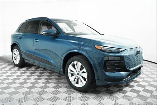 2025 Audi Q6 e-tron Premium Plus