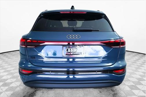 2025 Audi Q6 e-tron Premium Plus