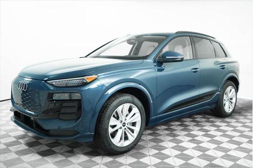 2025 Audi Q6 e-tron Premium Plus