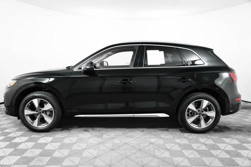 2023 Audi Q5 40 Premium Plus