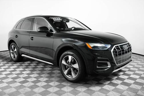 2023 Audi Q5 40 Premium Plus