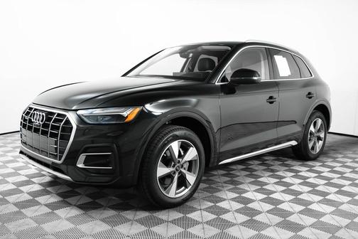 2023 Audi Q5 40 Premium Plus