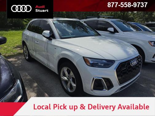 Glacier White Metallic 2023 Audi Q5 45 S line Premium Plus