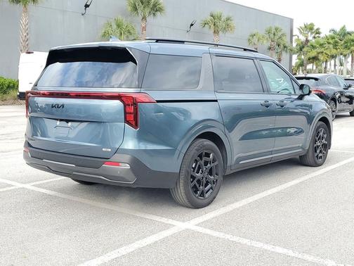 2025 Kia Carnival Hybrid SX