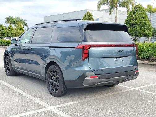 2025 Kia Carnival Hybrid SX