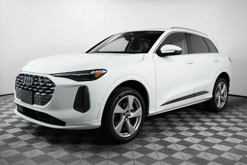 2025 Audi Q5 Premium Plus TFSI quattro S tronic