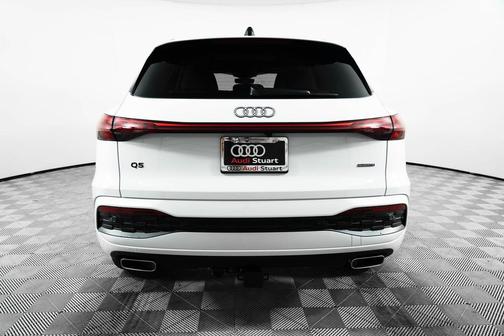 2025 Audi Q5 Premium Plus TFSI quattro S tronic