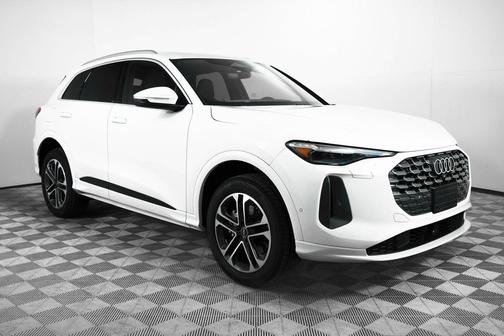 2025 Audi Q5 Premium Plus TFSI quattro S tronic