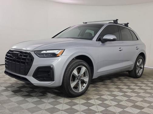 Florett Silver Metallic 2024 Audi Q5 40 Premium Plus