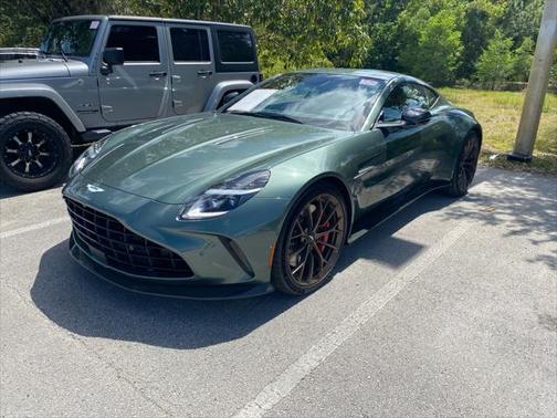 2025 Aston Martin Vantage Base