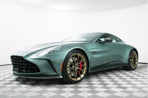 2025 Aston Martin Vantage Base