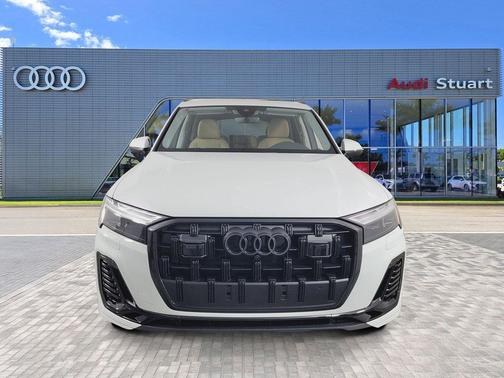 2026 Audi Q7 55 Premium Plus