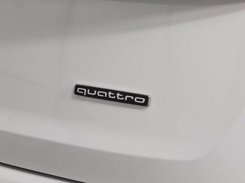 2026 Audi Q7 55 Premium Plus