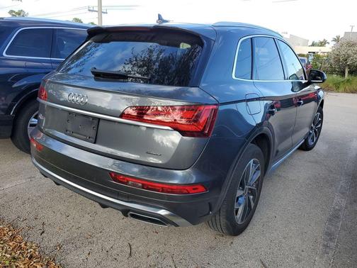 2023 Audi Q5 45 S line Premium