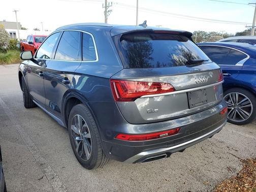 2023 Audi Q5 45 S line Premium
