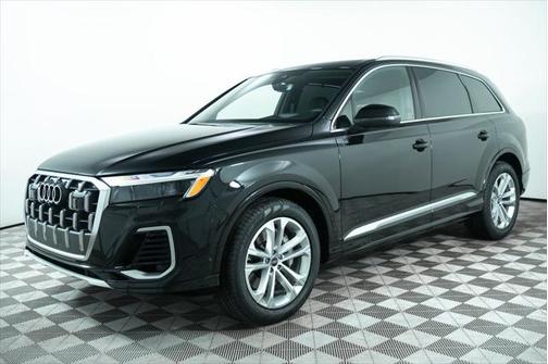 2025 Audi Q7 55 Prestige