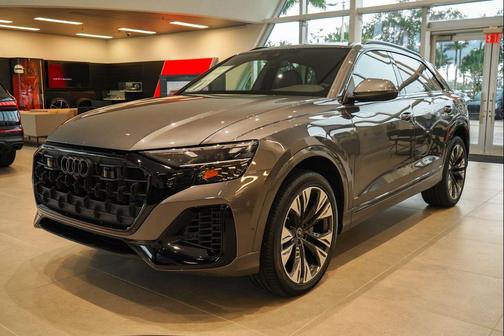 2025 Audi Q8 55 Premium Plus
