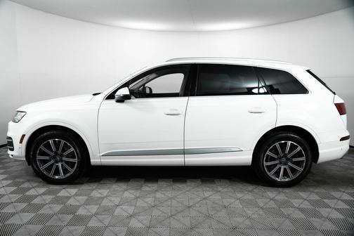 2019 Audi Q7 55 Premium Plus