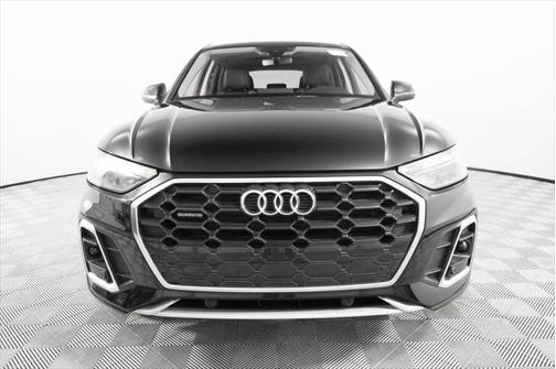 2024 Audi Q5 45 S line Premium