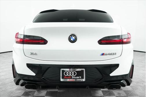 2024 BMW X4 M40i