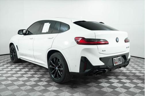 2024 BMW X4 M40i