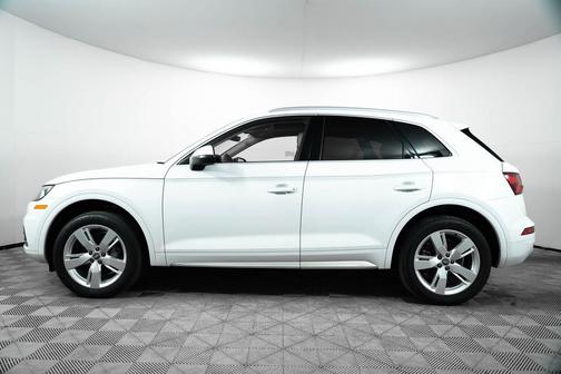2019 Audi Q5 2.0T Premium Plus
