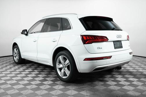 2019 Audi Q5 2.0T Premium Plus