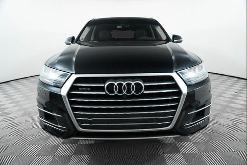 2019 Audi Q7 45 Premium Plus