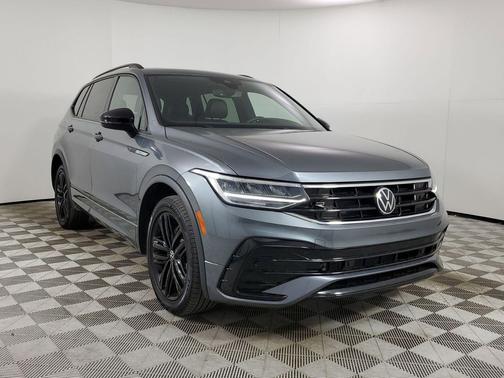 2022 Volkswagen Tiguan 2.0T SE R-Line Black