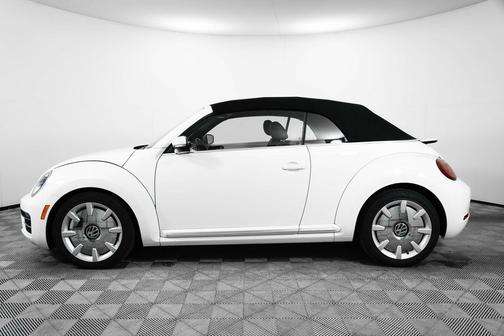 2017 Volkswagen Beetle 1.8T SEL