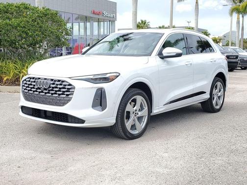 2025 Audi Q5 Premium Plus TFSI quattro S tronic