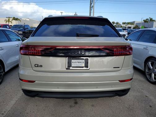 2023 Audi Q8 55 Premium