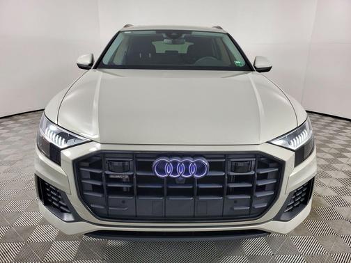 2023 Audi Q8 55 Premium