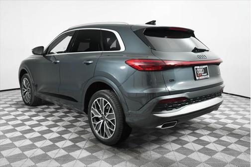 2025 Audi Q5 Premium Plus
