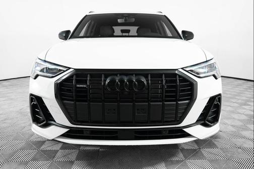 2025 Audi Q3 45 S line Premium Plus
